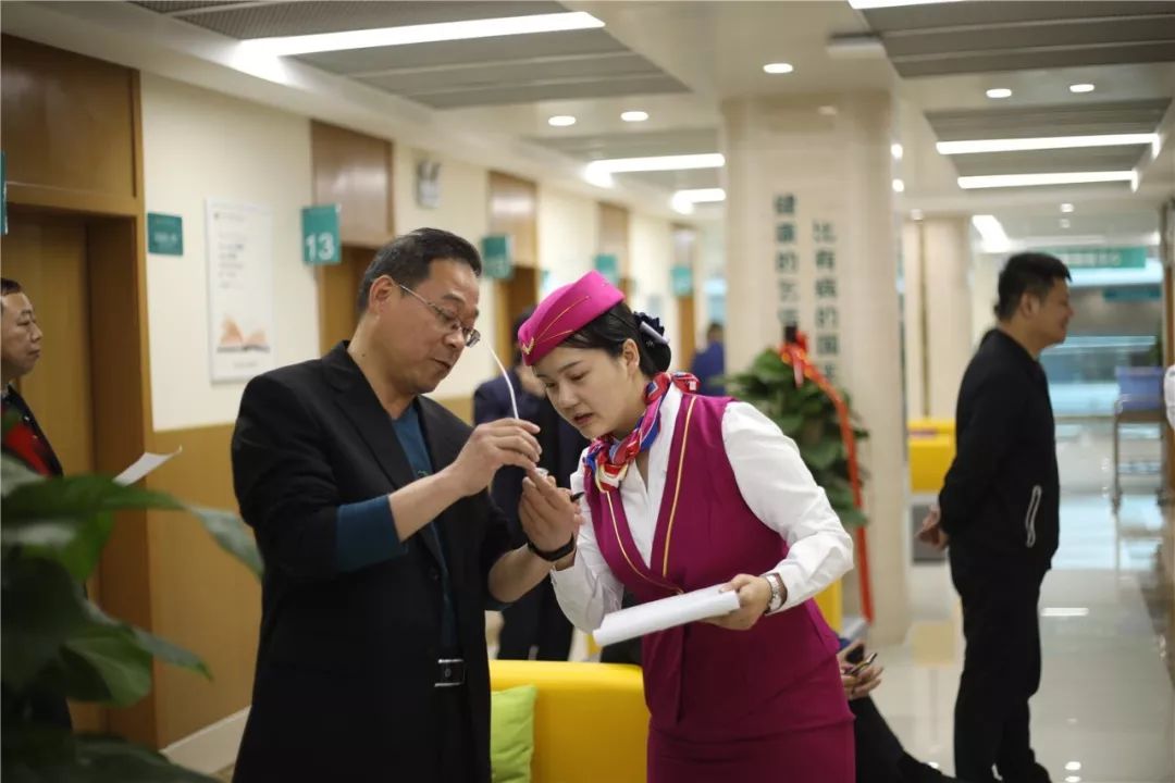 龙岩24小时套医保卡(北京医保卡使用指南)